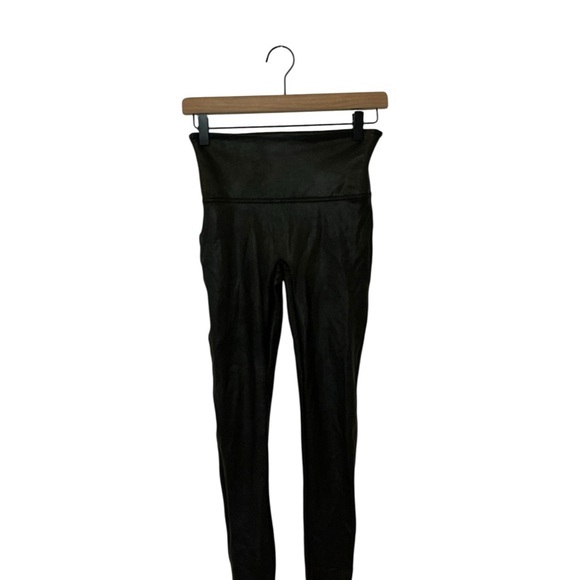 SPANX Black Faux Leather Leggings for Versatile Style - Picture 1 of 4